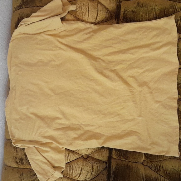 Special Edition Patagonia Yellow Graphic Tee - Picture 4 of 4